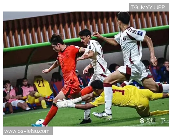 U20辽宁队与新疆队激战正酣青年篮球赛场上的精彩对决引人瞩目